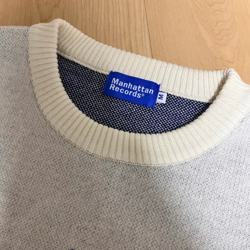 [BUNJANG] Manhattan Records Character Knit Sweater / M Manhattan Records 캐릭터 니트 스웨터