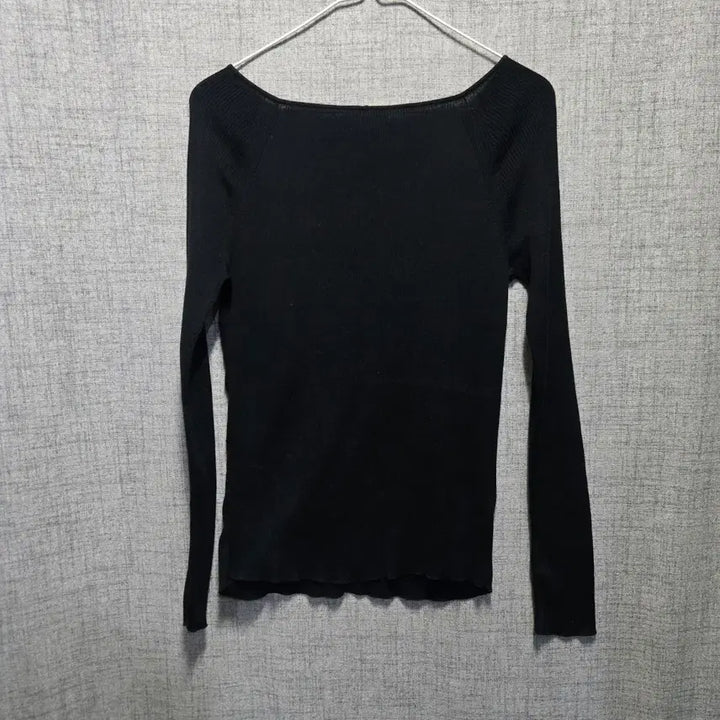 [BUNJANG] COS Black V-Neck Long Sleeve Knit M / 코스 쫀쫀티 블랙 V넥 긴팔 니트 m
