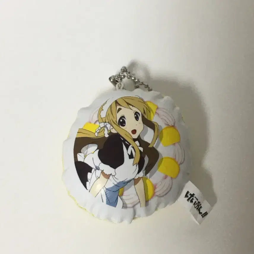 [SOLD OUT] 케이온 츠무기 액정닦이 케이크 키링 판매합니다!