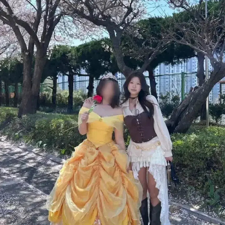 [BUNJANG] Cowgirl Graduation Outfit Rental Set / 카우걸 졸업사진 옷 대여해 드립니다!