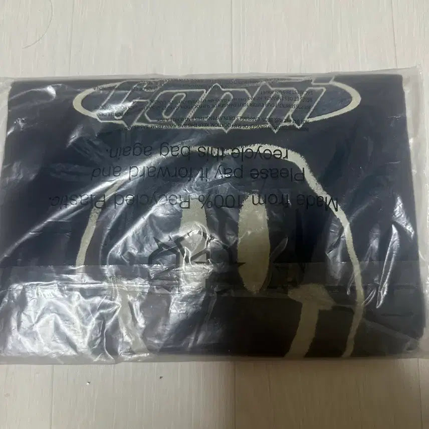 [BUNJANG] GANNI Flower T-Shirt Sky Captain L / [L] 가니 플라워 티셔츠 스카이 캡틴
