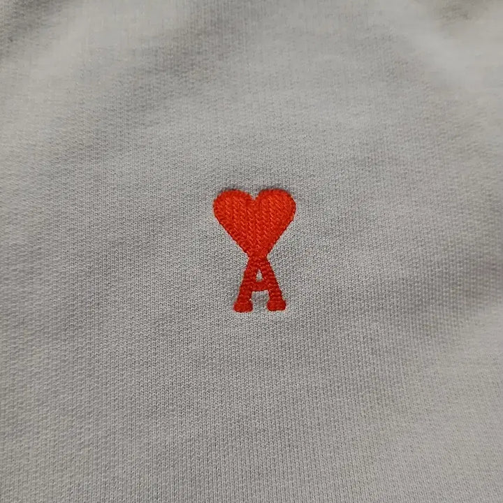 [BUNJANG] AMI Small Heart Logo Sweatshirt Purple / 아미 스몰 하트 로고 맨투맨 퍼플