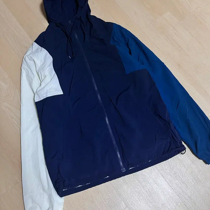 [BUNJANG] Palace Windbreaker Jacket / L 팔라스 바람막이