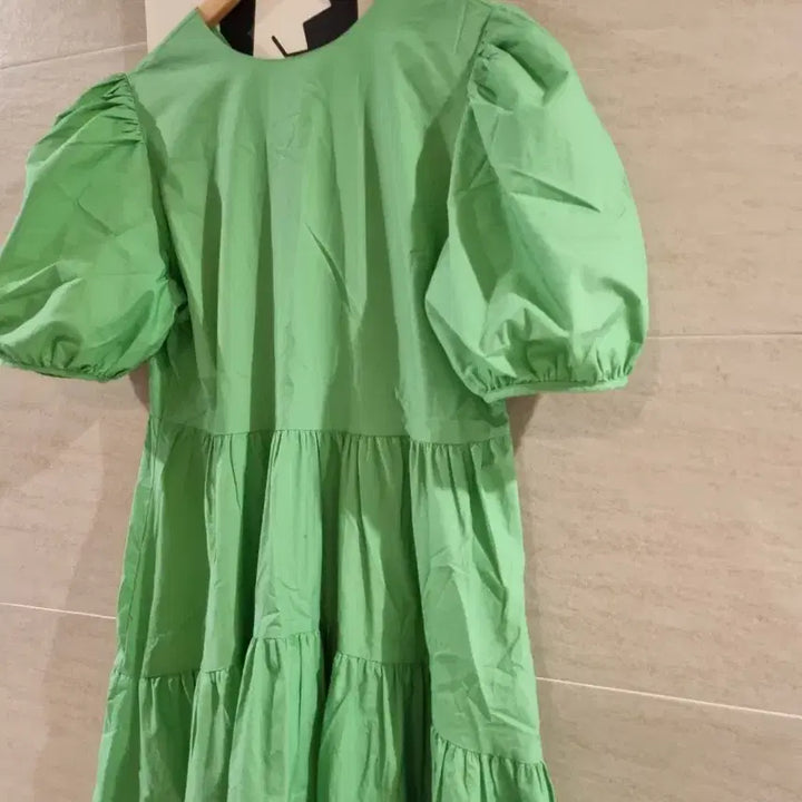 [BUNJANG] Green Long Volume Fit Dress / 바스락~볼륨핏 그린 롱원핏