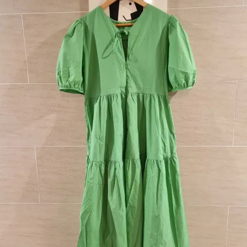 [BUNJANG] Green Long Volume Fit Dress / 바스락~볼륨핏 그린 롱원핏