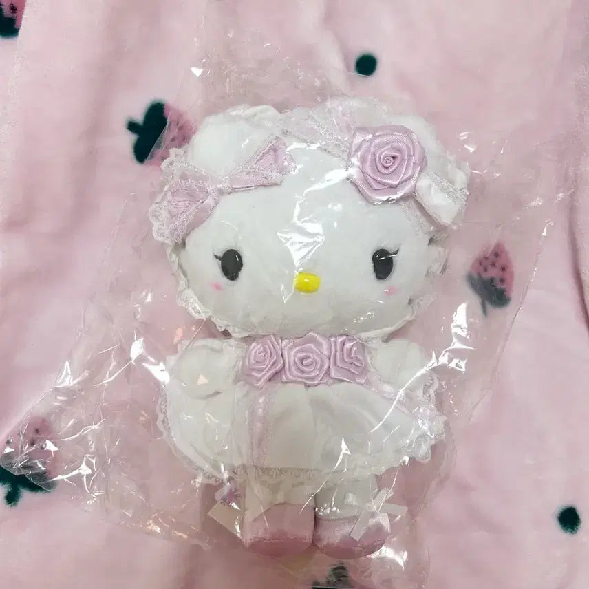 [BUNJANG] Sanrio Hello Kitty "White Frill" Wedding Plush Doll / 산리오 화이트프릴 키티 누이 인형 웨딩