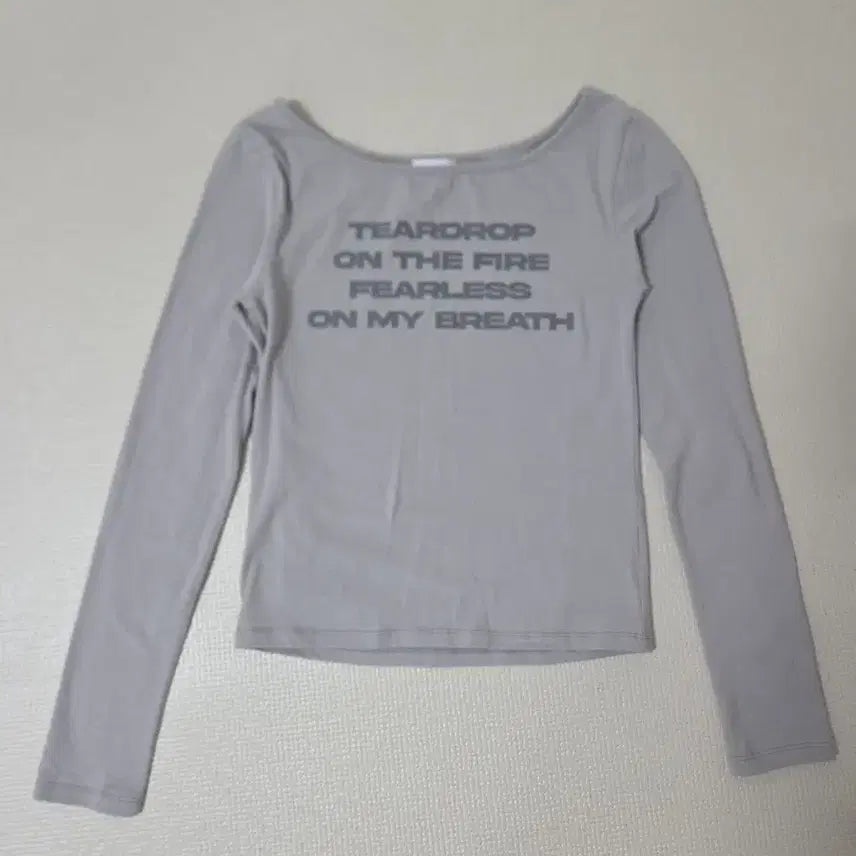 [SOLD OUT] 무신사 러닝하이 레터링 슬림 L/S 티 그레이