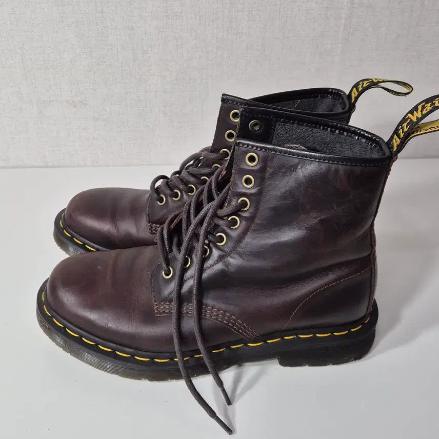 [BUNJANG] Dr. Martens 1460 Winter Grip 8-Eye Boots / 닥터마틴 1460 윈터그립 8홀 부츠