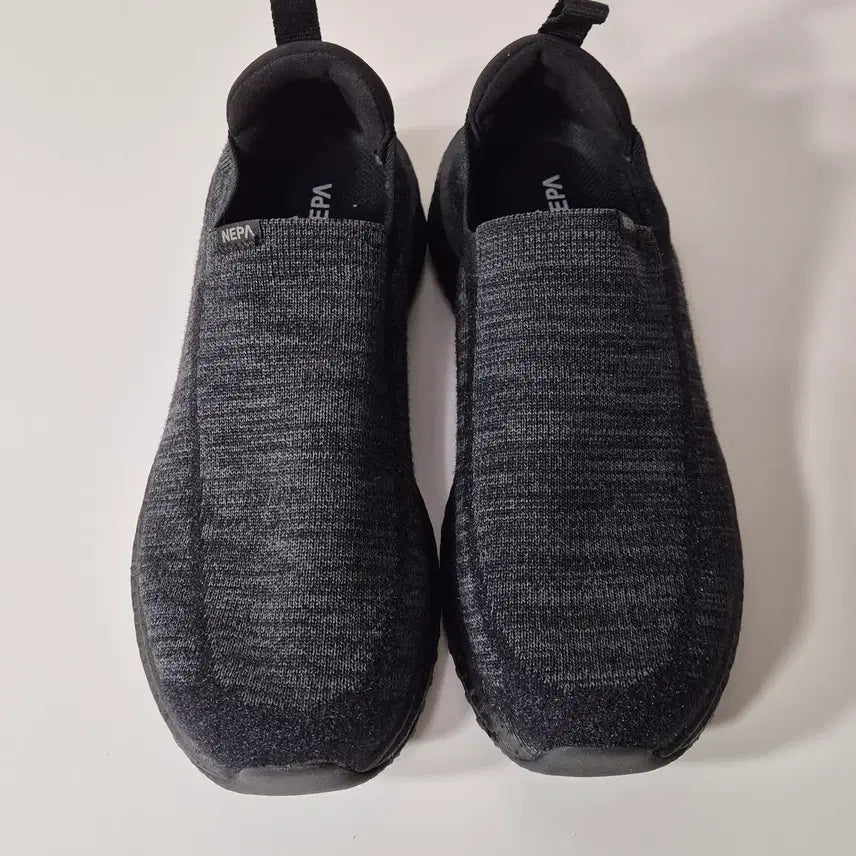 [BUNJANG] Nepa Magia Slip-on Shoes / 네파 마지아 슬립온