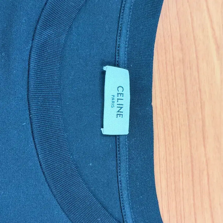 [SOLD OUT] 셀린느 도리안 아티스트 반팔티