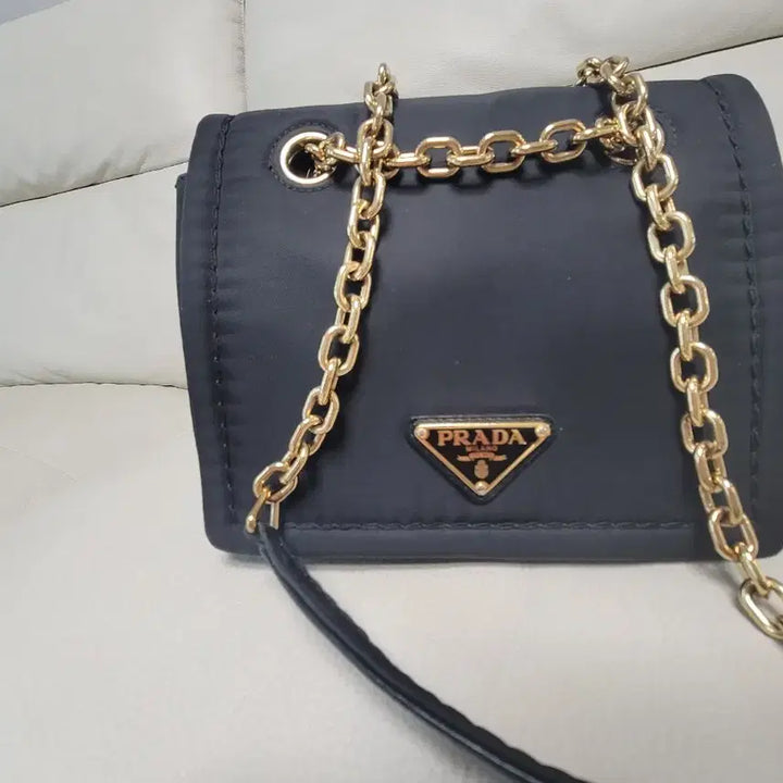 [BUNJANG] Prada Chain Mini Crossbody Bag / 프라다 체인 크로스