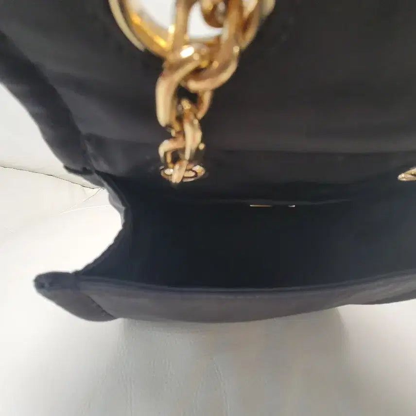 [BUNJANG] Prada Chain Mini Crossbody Bag / 프라다 체인 크로스