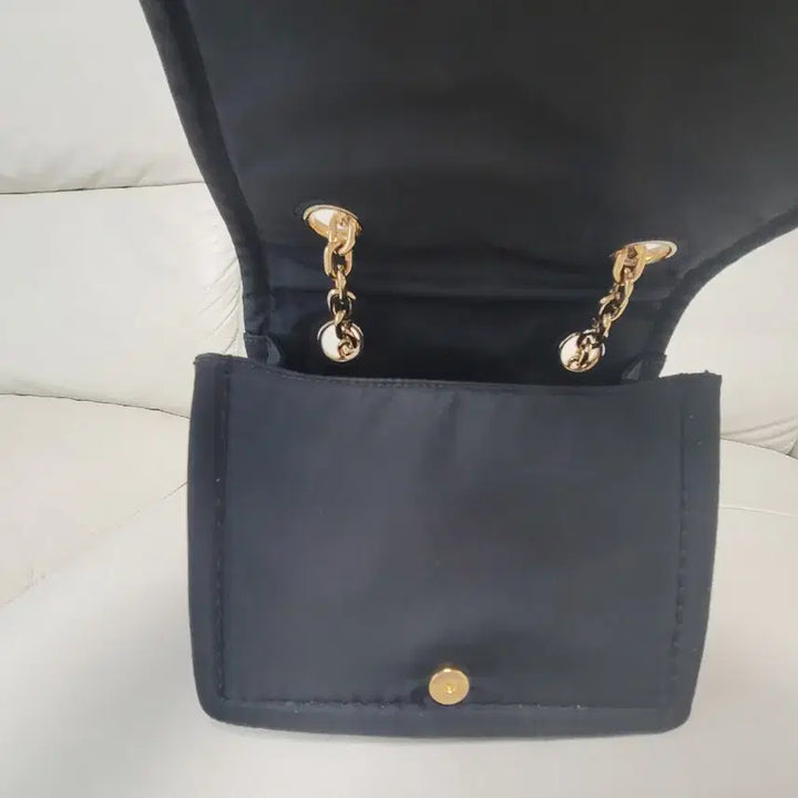 [BUNJANG] Prada Chain Mini Crossbody Bag / 프라다 체인 크로스