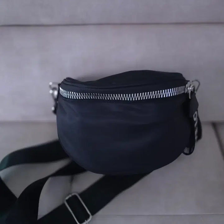 [BUNJANG] Black Waist Hip Sack Bag / 블랙 웨이스트 힙색 가방