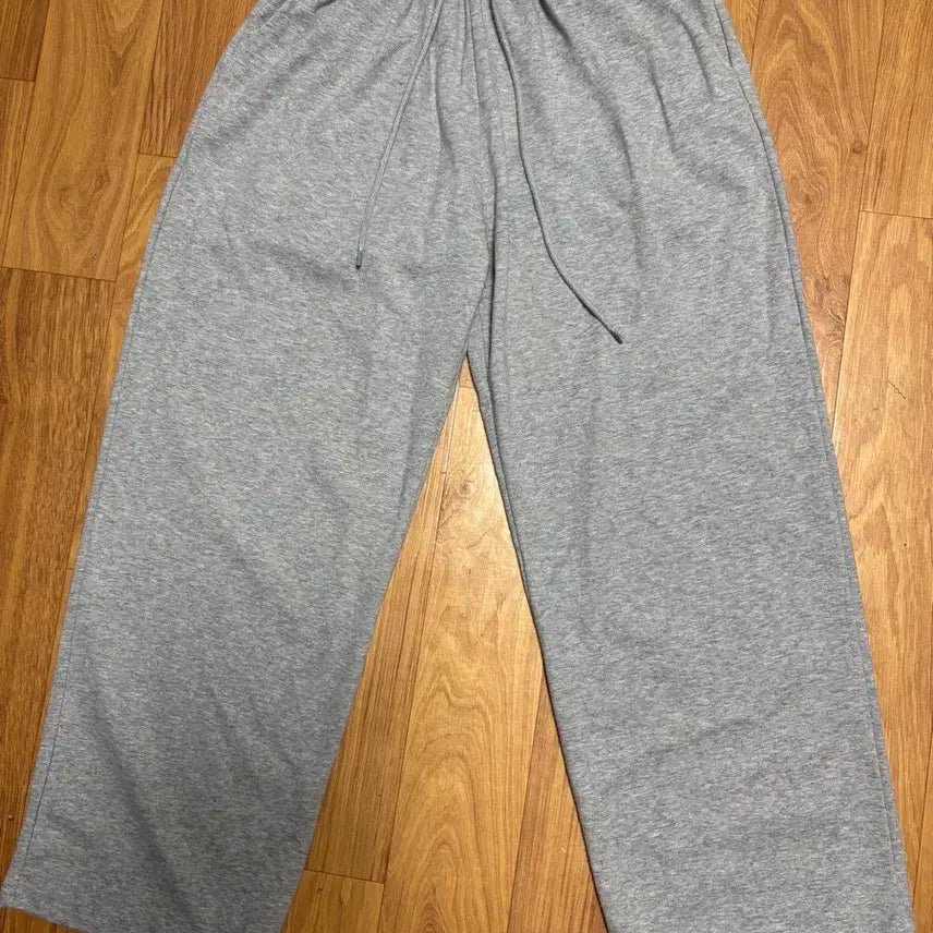 [BUNJANG] ESTS Wide Fit Training Sweatpants Mesh Set / 에스티에스티 와이드핏 트레이닝 스웻팬츠 메쉬 그레이 블랙 세트 M