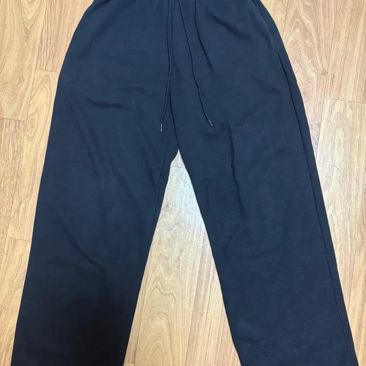 [BUNJANG] ESTS Wide Fit Training Sweatpants Mesh Set / 에스티에스티 와이드핏 트레이닝 스웻팬츠 메쉬 그레이 블랙 세트 M