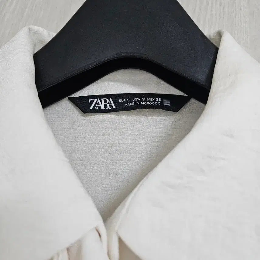 [BUNJANG] ZARA Flutter Sleeve Tie Blouse (White/S) / [여신핏/상태최상] 자라 플러터 소매 타이 블라우스 (화이트/S)