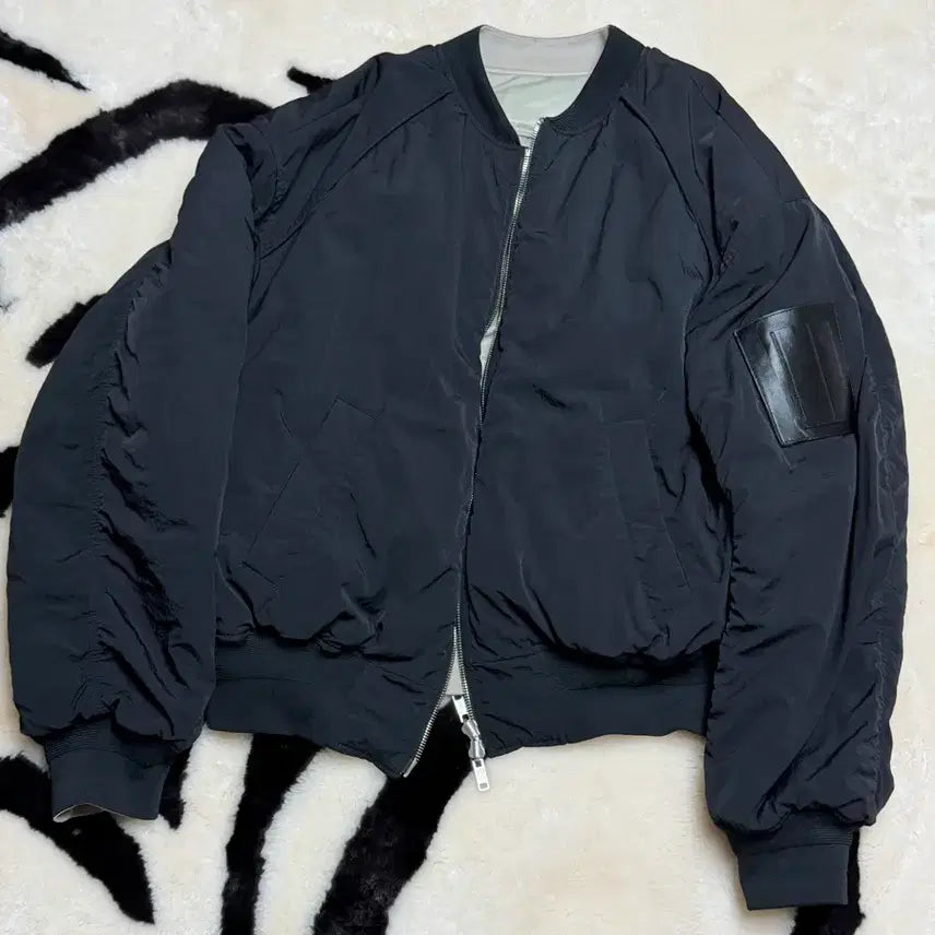 [BUNJANG] Juun.J Reversible MA-1 Jacket (Dosan Limited Edition) / (50) 준지 리버시블 MA-1 블랙 (도산 한정 마원)
