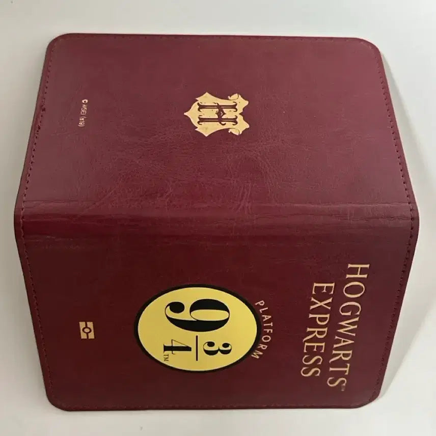 [BUNJANG] Harry Potter Hogwarts Passport Case / 해리포터 호그와트 승강장 여권 케이스