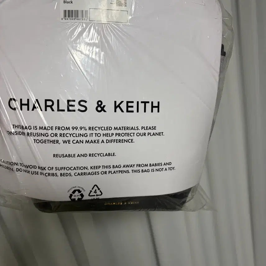 [BUNJANG] Charles &amp; Keith Sammy Knotted Handle Tote Bag / 찰스앤키스 새미 노티드 핸들 토트백 미개봉 새상품