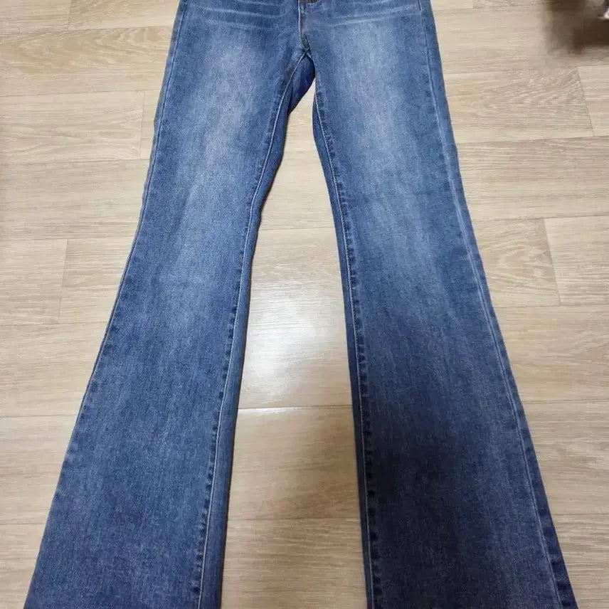 [SOLD OUT] 중-진청 부츠컷 청바지 s