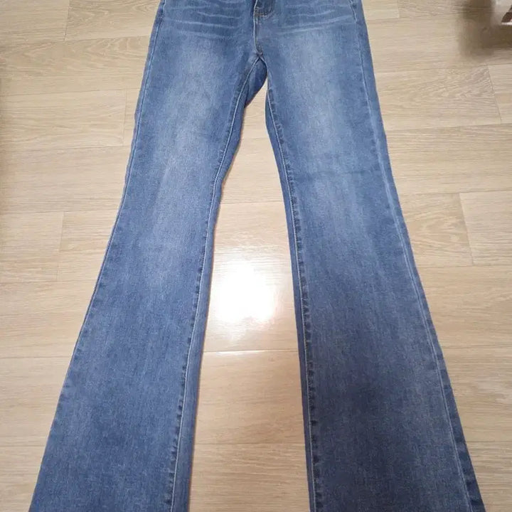 [SOLD OUT] 중-진청 부츠컷 청바지 s