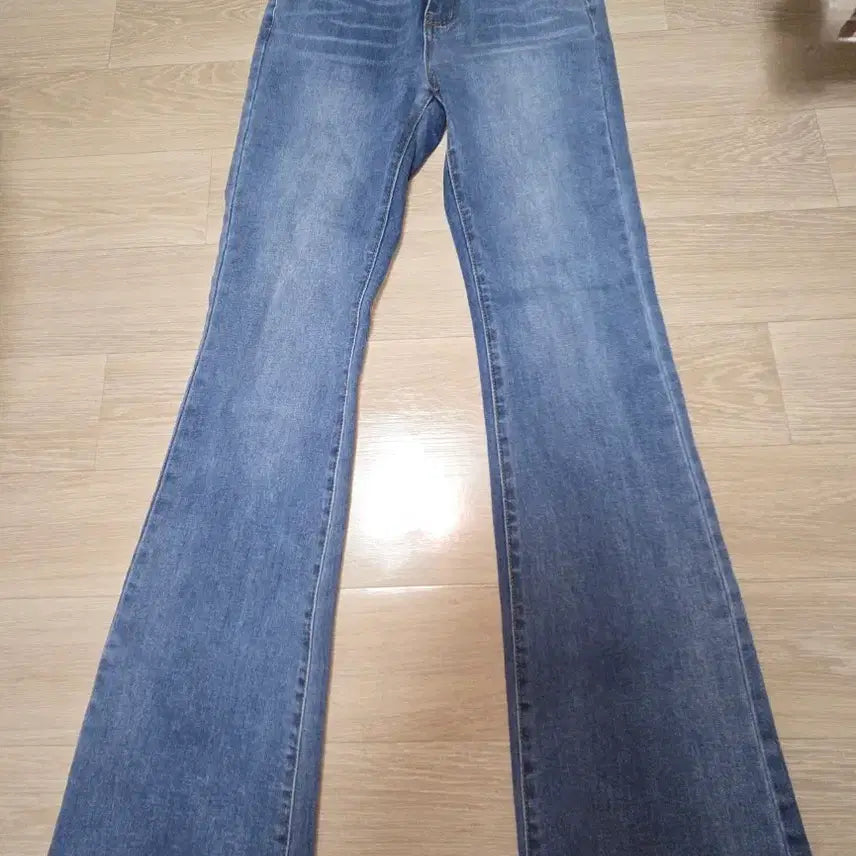 [SOLD OUT] 중-진청 부츠컷 청바지 s