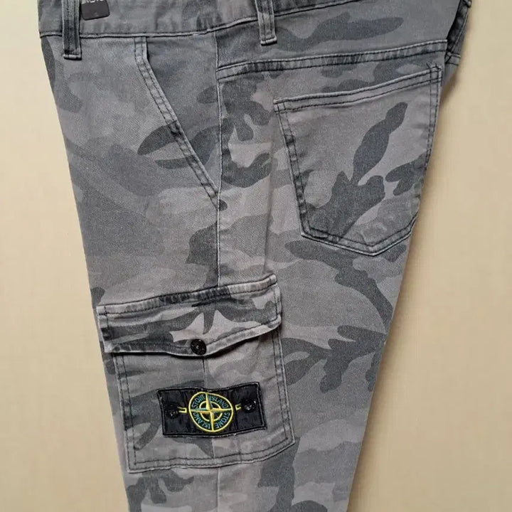 [SOLD OUT] 스톤아일랜드 카모 카고 패턴  반바지 34