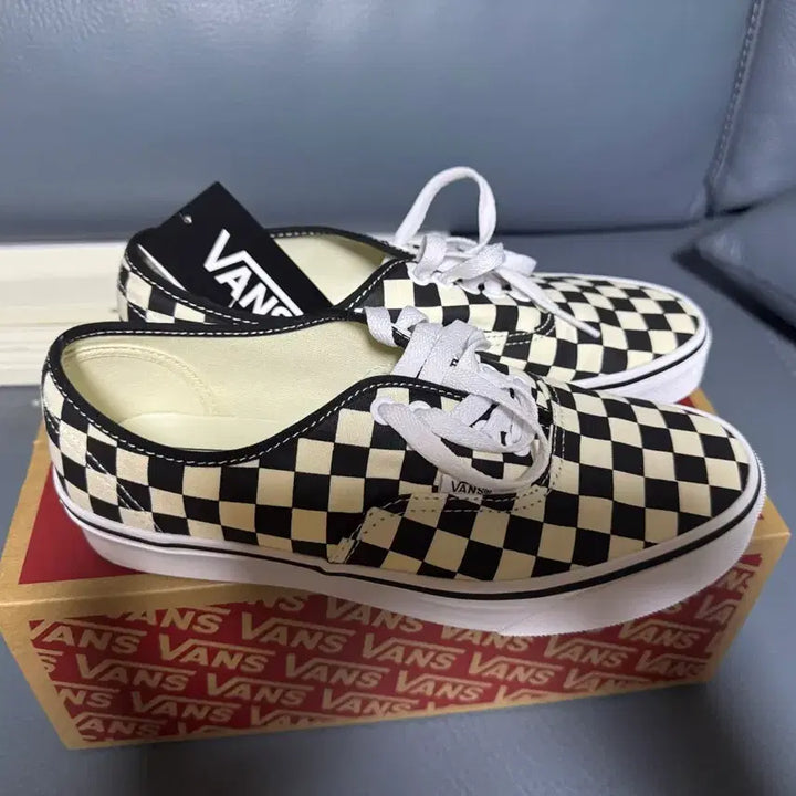 [BUNJANG] Vans Authentic Checkerboard Sneakers / 반스 어센틱 체커보드 250 사이즈 팝니다.