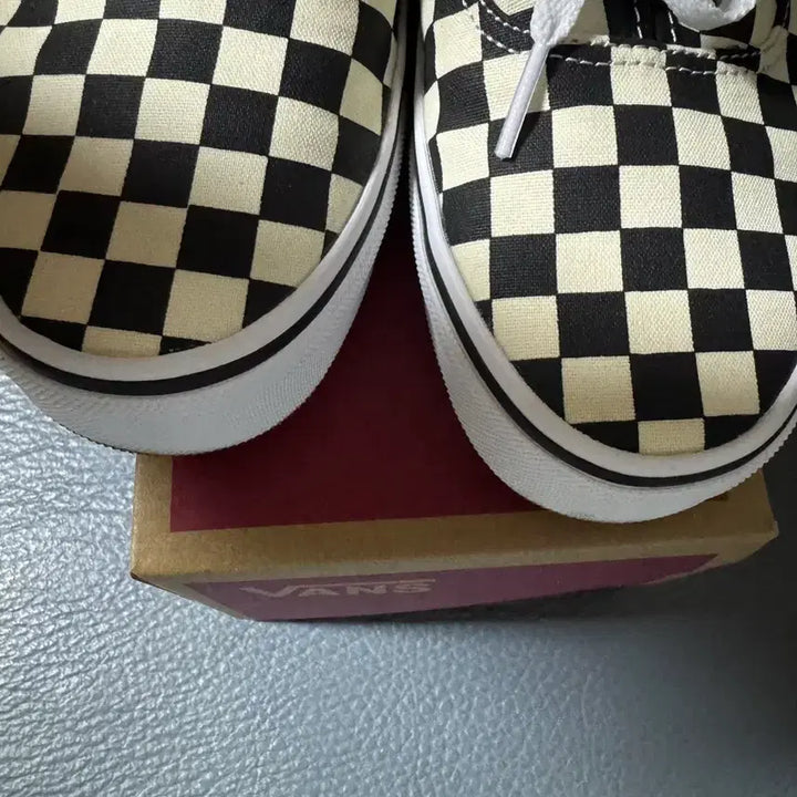 [BUNJANG] Vans Authentic Checkerboard Sneakers / 반스 어센틱 체커보드 250 사이즈 팝니다.