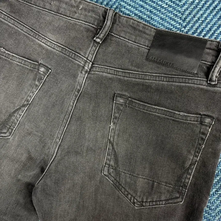 [BUNJANG] AllSaints Rex Damaged Black Denim Jeans / [올세인츠] 렉스 데미지드 블랙 데님 (28사이즈)