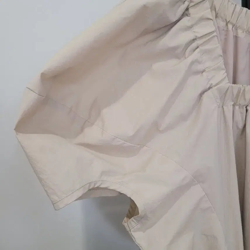 [BUNJANG] Etmont Puff Sleeve Dress Beige Long Dress / 에트몽 라인 디테일 퍼프소매 드레스롱원피스 베이지 55~77 프리사이즈
