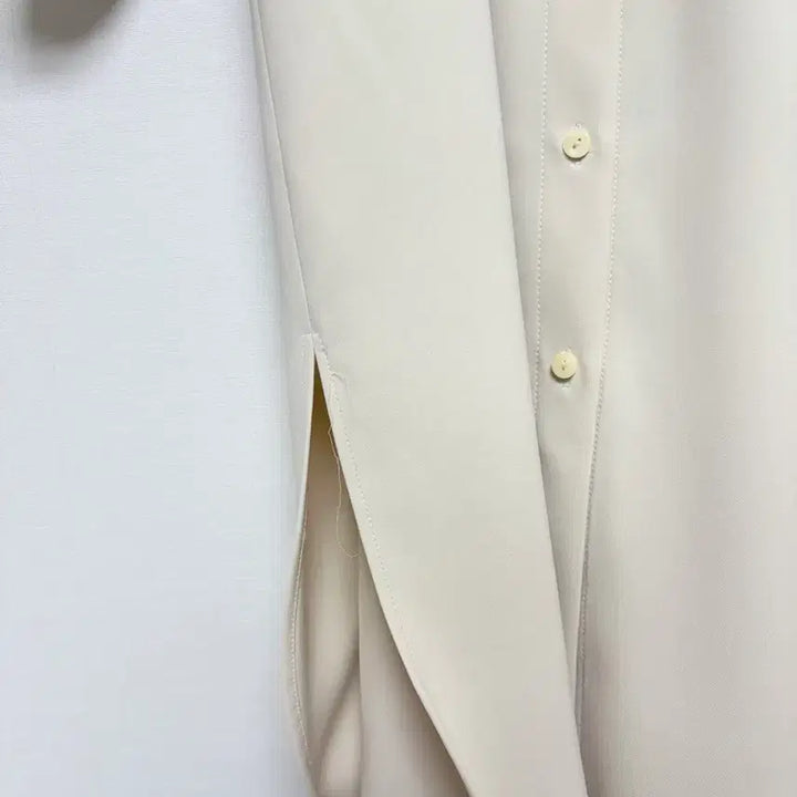 [BUNJANG] LVB Ivory Long Shirt Dress / 아이보리 셔츠 롱 원피스 벨트 여유핏 간절기 아우터