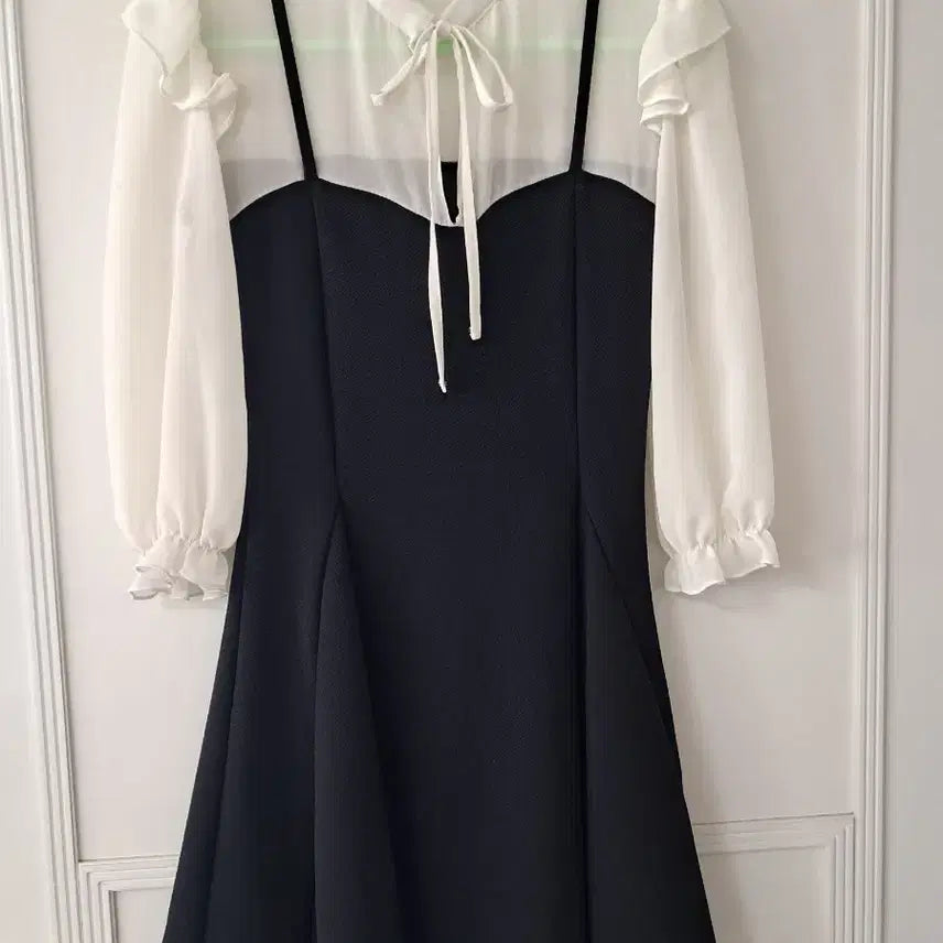 [BUNJANG] Black Bustier Blouse Midi Dress / 블랙 뷔스티에 블라우스 원피스
