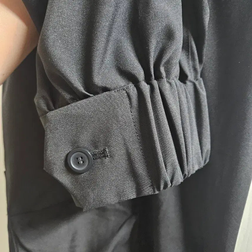 [BUNJANG] Issey Miyake Men Cropped Jogger Pants Black Size 2 / 이세이 미야케 멘 크롭 조거 팬츠 블랙 2 사이즈