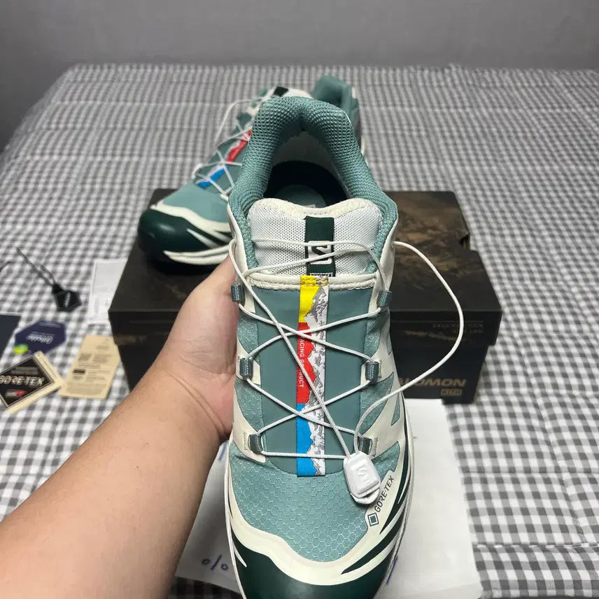 [BUNJANG] Salomon x Kith XT-6 Gore-Tex Trail Sneakers / 275 살로몬x키스 XT-6 고어텍스 트레일 폰데로사 파인 바닐라 아이스