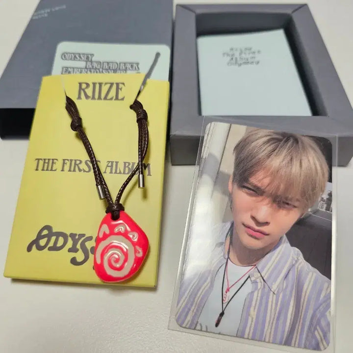 [SOLD OUT] 라이즈 오디세이 목걸이 판매(은석 포토카드)