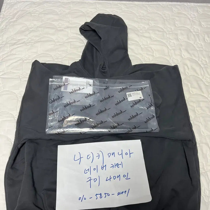 [SOLD OUT] L 이지 갭 엔지니어드 바이 발렌시아가 도브 후드 블랙