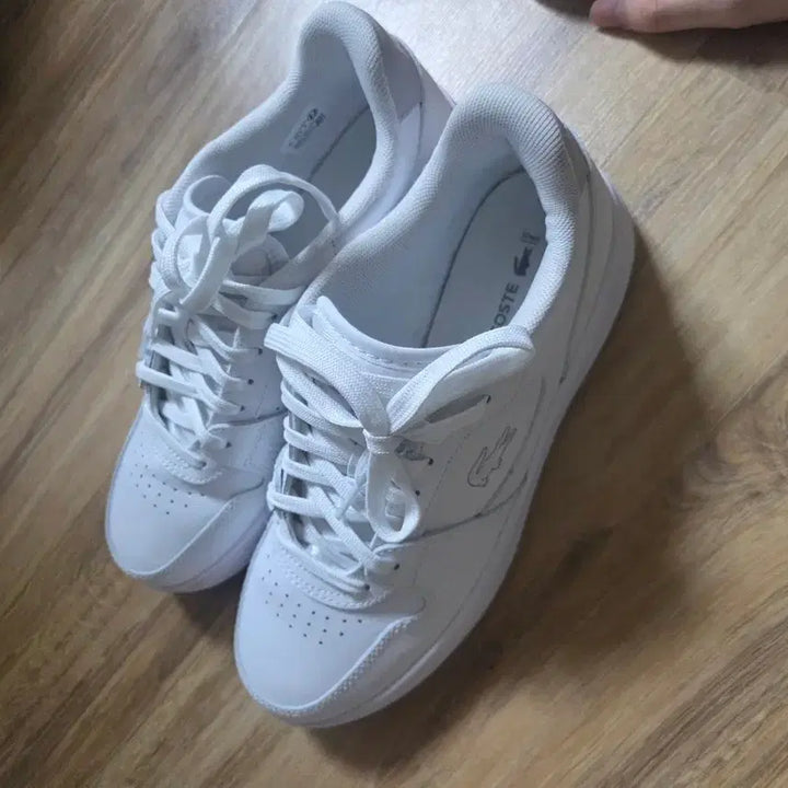 [BUNJANG] Lacoste L001 Leather Sneakers / 라코스테 L001 레더 스니커즈 260