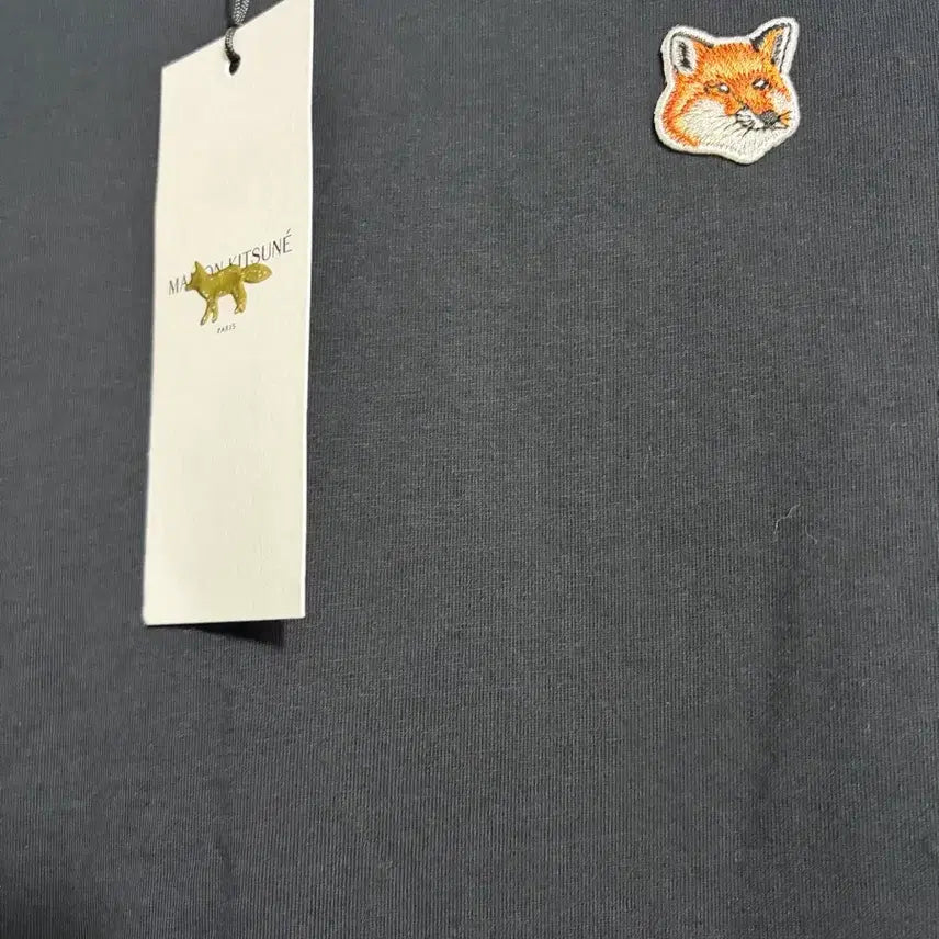 [SOLD OUT] 메종키츠네 여성 반팔 티셔츠 블랙 m사이즈 새상품