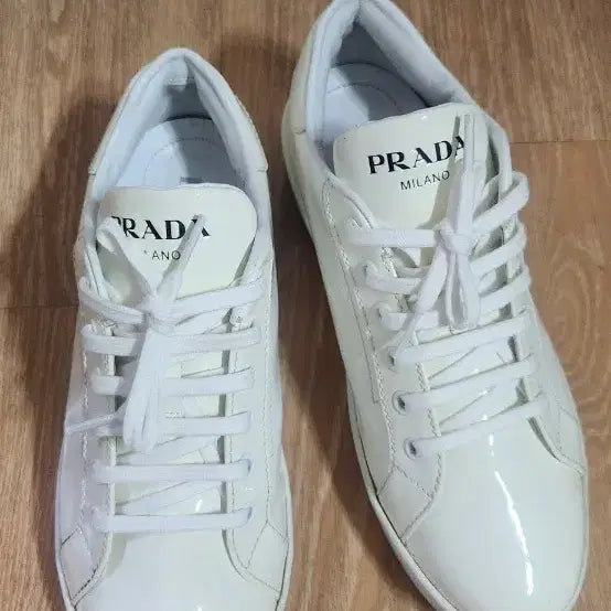 [BUNJANG] Prada Patent Leather Sneakers / (38.5/250)프라다 페이던트 운동화 스니커즈