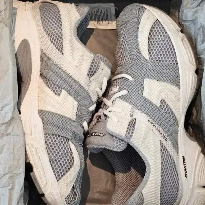 [BUNJANG] Balenciaga Phantom Sneakers Gray/White / 발렌시아가 팬텀 스니커즈 그레이/화이트