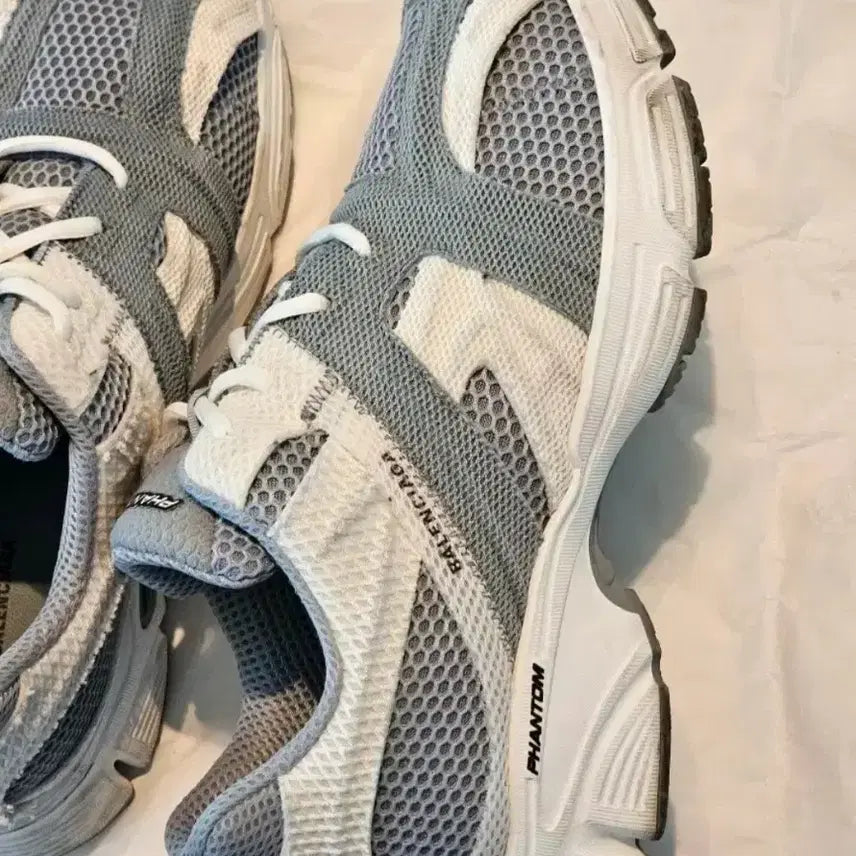 [BUNJANG] Balenciaga Phantom Sneakers Gray/White / 발렌시아가 팬텀 스니커즈 그레이/화이트