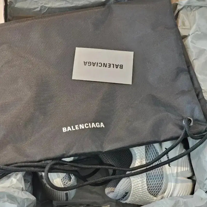[BUNJANG] Balenciaga Phantom Sneakers Gray/White / 발렌시아가 팬텀 스니커즈 그레이/화이트