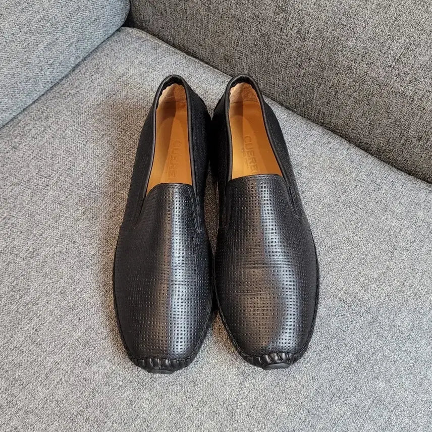 [SOLD OUT] CUERO 가죽 여성 로퍼 245