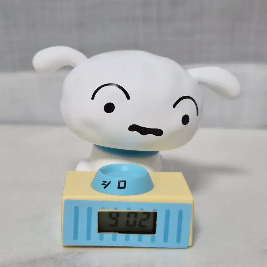 [BUNJANG] Crayon Shin-chan Shiro Mini Clock Figure / 짱구 흰둥이 미니시계피규어 판매합니다