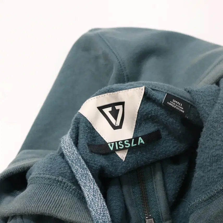 [BUNJANG] VISSLA Faded Blue Gray Hooded Zip-up (S) / VISSLA 비슬라 빈티지 페이딩 블루그레이 후드 집업 (S)