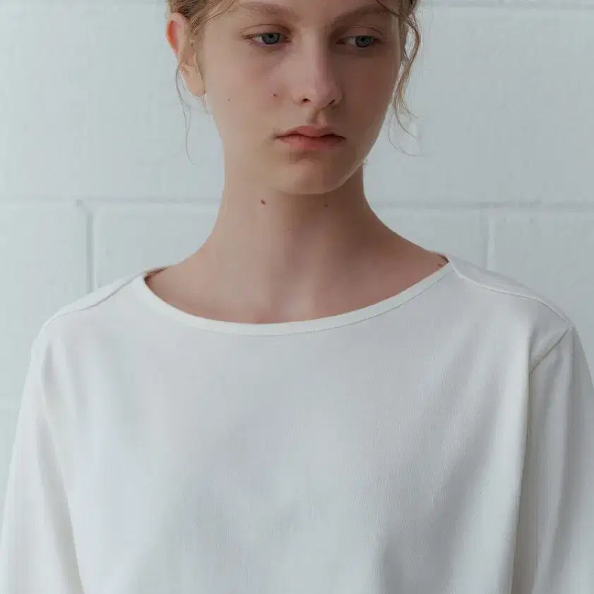 [BUNJANG] U.RA.GO Boat Neck Long Sleeve T-Shirt / 유라고 보트넥 긴팔 티셔츠 새상품