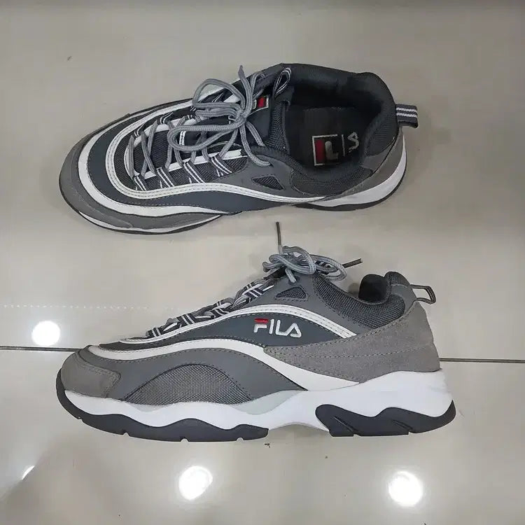 [BUNJANG] FILA FS1SIA3111X Sneakers (Size 270, Fits 260) / FILA 휠라 FS1SIA3111X 호칭270 실제약260정도 운동화중고