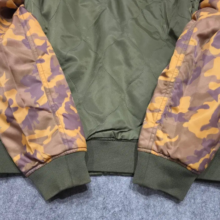 [BUNJANG] KONUS Camouflage Reversible Bomber Jacket M / KONUS 코너스 카모플라쥬 리버시블 양면 항공 점퍼 M